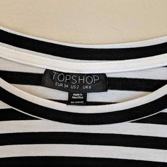 TOPSHOP White and Black Striped Top - Picture 2 of 5